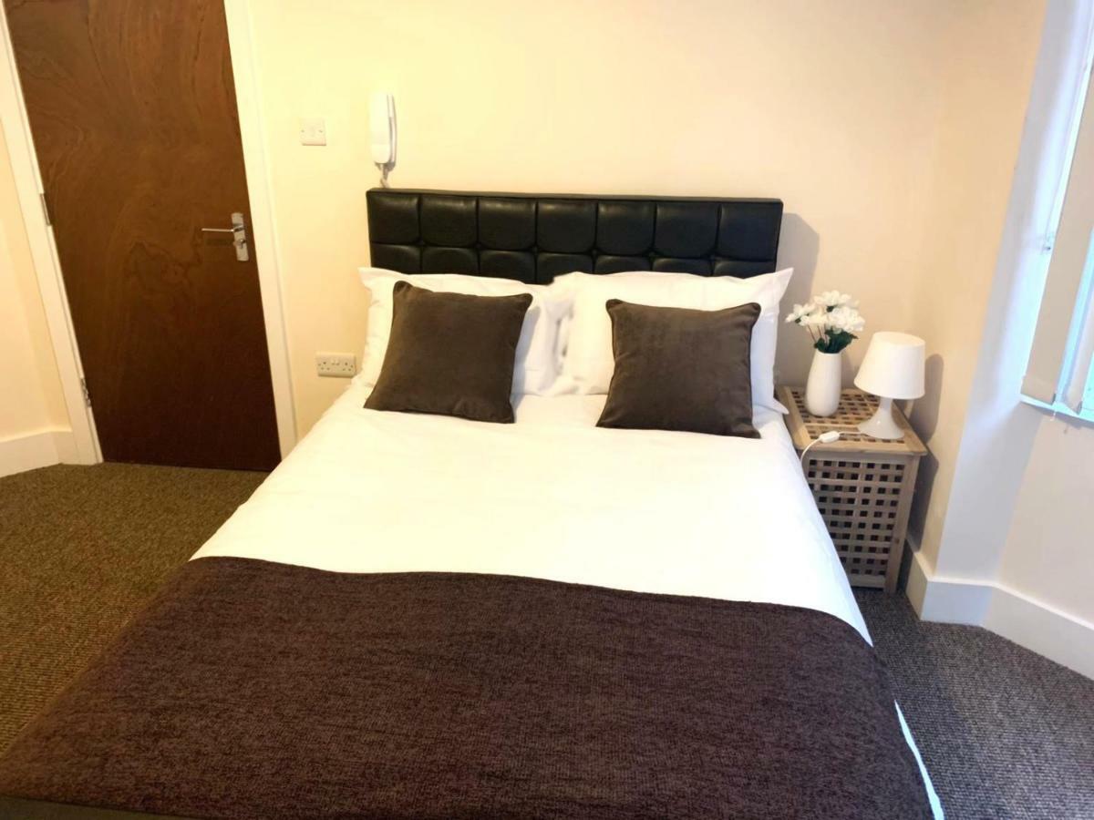 Serviced Accommodations Luton  Extérieur photo